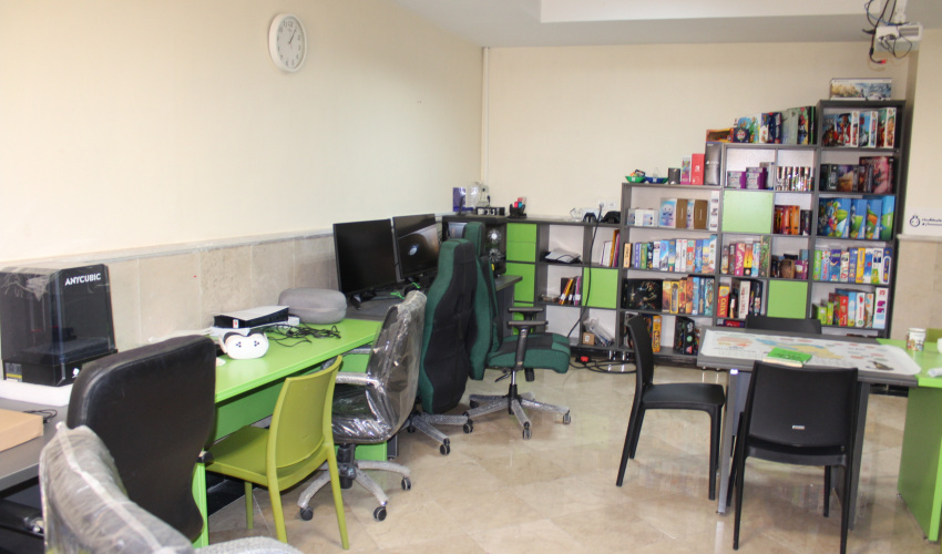 آزمایشگاه بازی